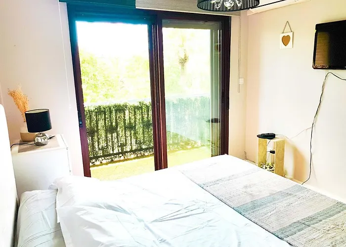 Paseo De La Victoria